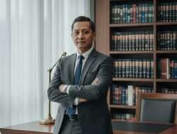 Penundaan Paripurna Dan Konstruk Politik Kekuasaan: Membaca Rasionalitas Ratu Dewa Di Tengah Manuver Elit Lokal