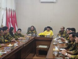 Kahar Partai Golkar Lampung Riza Mirhardi Terima Laporan Peserta Diklat Satgas Nasional Dari Ketua PD AMPG Darlian Pone