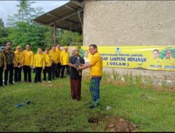 Peduli Alam, Partai Golkar Lampung Tanam Pohon Durian dan Alpukat Dalam Program GELAM di Kemiling