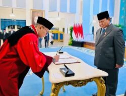 Wakil Panglima TNI Hadiri Pelantikan Hakim Mahkamah Konstitusi dan Wakil Menteri Keuangan di Istana Negara