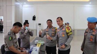 Tindak Lanjuti Perintah Kapolda Sumsel, Polres Ogan Ilir Lakukan Tes Urine Mendadak Pastikan Tidak Ada Anggota dan PJU Konsumsi Barang Haram Narkotika