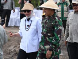 Perkuat Ketahanan Pangan, Danrem 044/Gapo Tanam Padi Serempak di Muara Enim