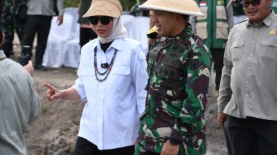 Perkuat Ketahanan Pangan, Danrem 044/Gapo Tanam Padi Serempak di Muara Enim