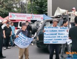 Ratusan Massa Aktivis Sumsel Desak Polri Tangkap Aktor Intelektual Teror Air Keras