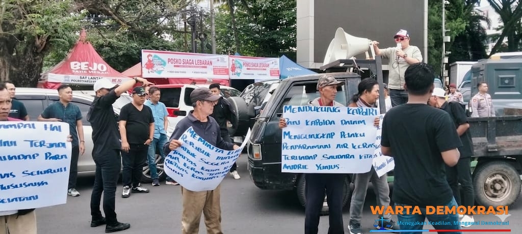 Ratusan Massa Aktivis Sumsel Desak Polri Tangkap Aktor Intelektual Teror Air Keras