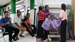 Kades Curup Jenguk Warga yang Sakit di RS Dr. AK.Gani Palembang, Wujud Kepedulian Pemimpin kepada Masyarakat
