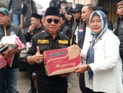 Peduli Korban Kebakaran 8 Ulu, HSB Salurkan Bantuan Beras, Mi Instan dan Uang Tunai Rp12 Juta